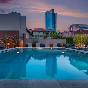 Crowne Plaza By Ihg Italia